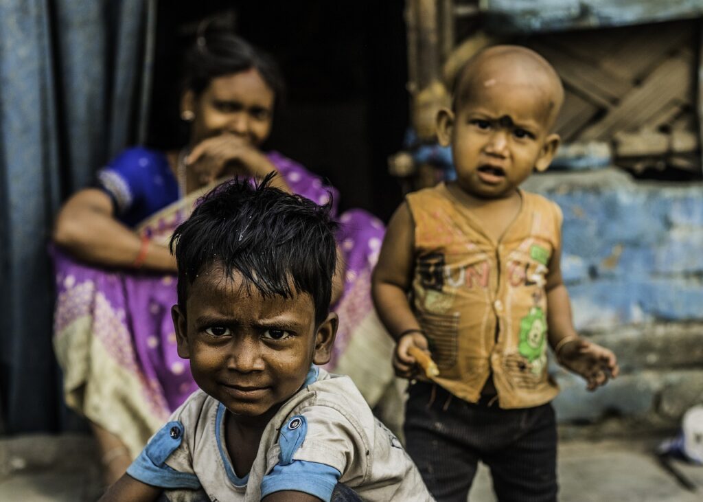 g661e832279adaa7f077e8398583ba3027cb529958abca8a68bba2550c0bf57755ac4425c599e543178193c31cffc4036c6144dd221a04b313e46021709dadff6_1280-5089406 poor, family, people, homelessness, homeless, person, village, unhappy, nature, outdoor, portrait, poverty, young, little, illness, eye, boy, ill, eyes, small, poor, people, homelessness, homelessness, homelessness, homelessness, homelessness, homeless